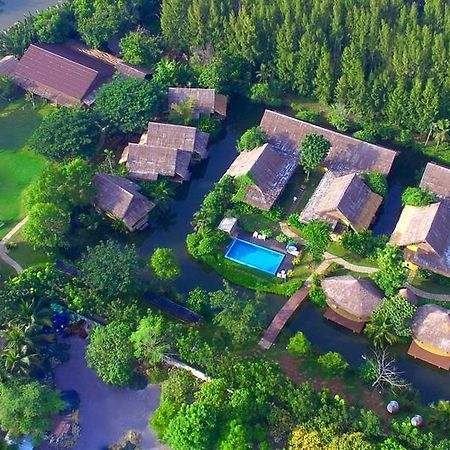 Asita Eco Resort Амфава Екстериор снимка