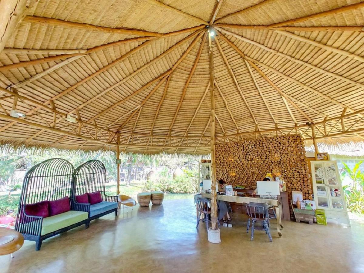 Asita Eco Resort Амфава Екстериор снимка