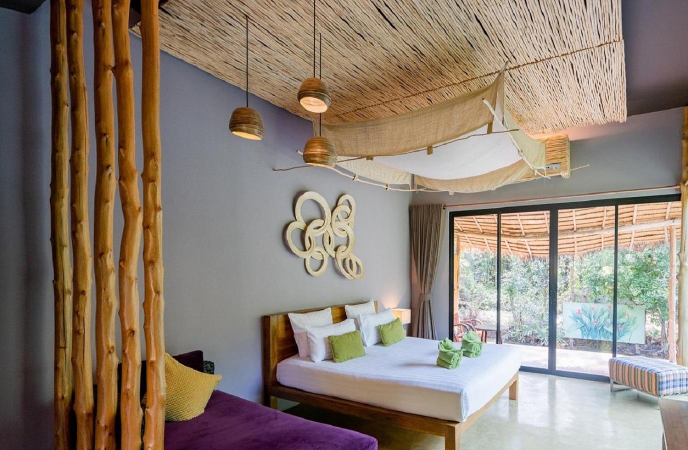 Asita Eco Resort Амфава Стая снимка