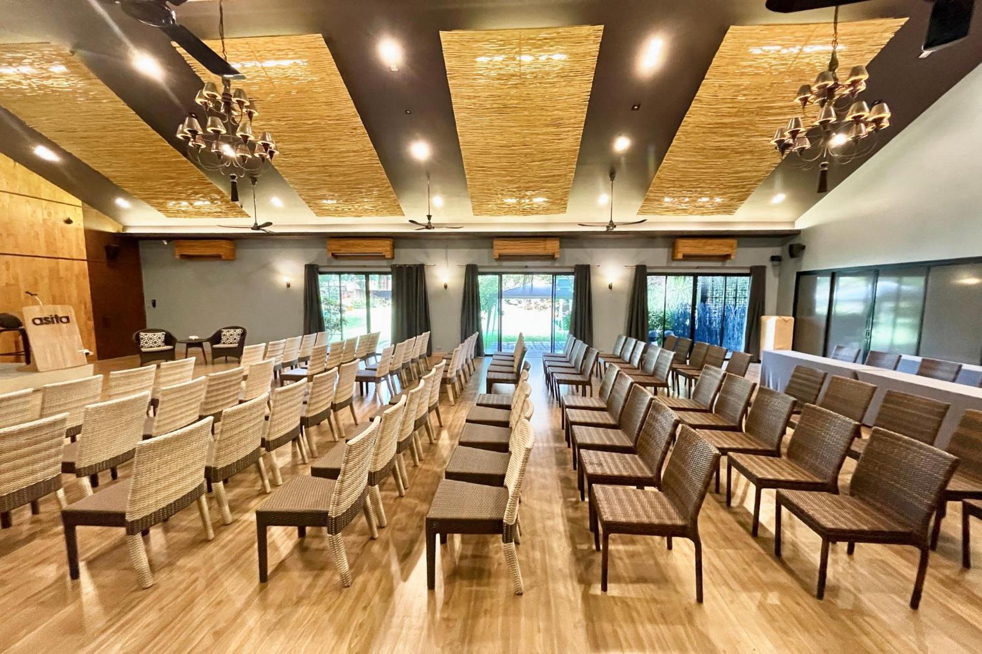 Asita Eco Resort Амфава Екстериор снимка