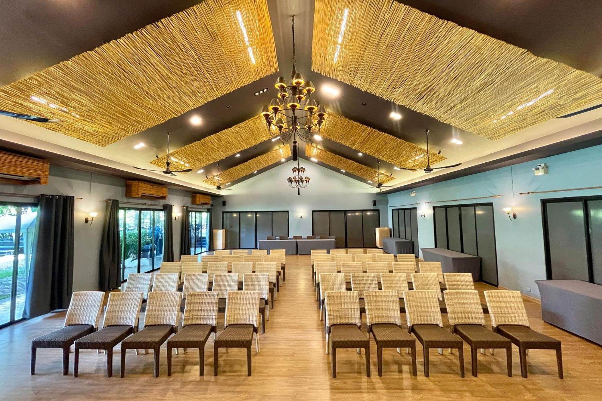 Asita Eco Resort Амфава Екстериор снимка