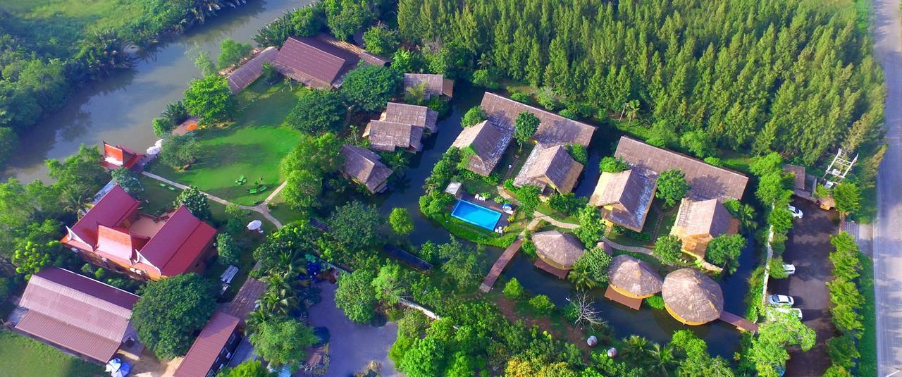 Asita Eco Resort Амфава Екстериор снимка